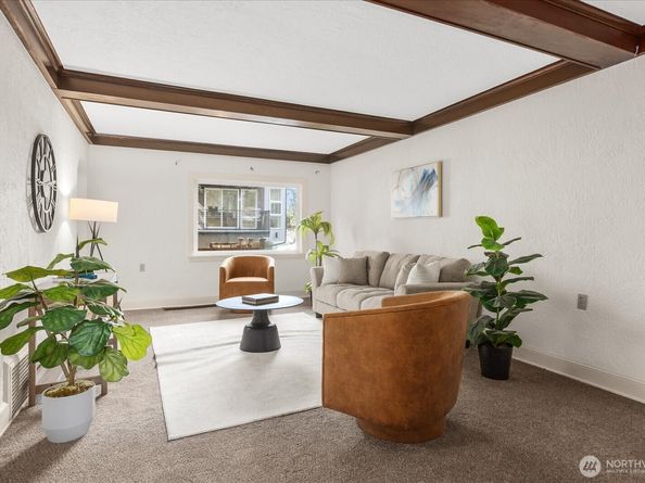 10740 Interlake Avenue N, Seattle WA 98133