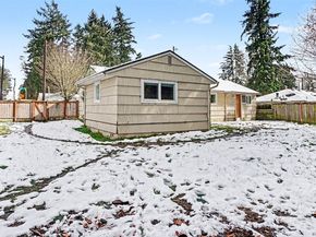 20005 14th Avenue S, SeaTac WA 98198