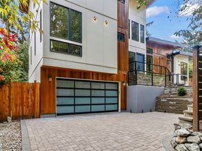 10823 SE 12th Street, Bellevue WA 98004
