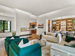 10823 SE 12th Street, Bellevue WA 98004