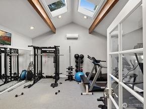 17412 NE 40th Place A6, Redmond WA 98052