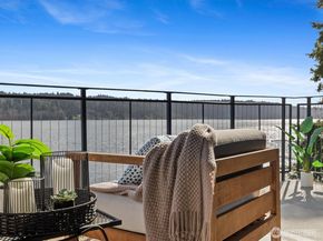 17412 NE 40th Place A6, Redmond WA 98052