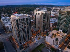 10650 NE 9th Place 2526, Bellevue WA 98004