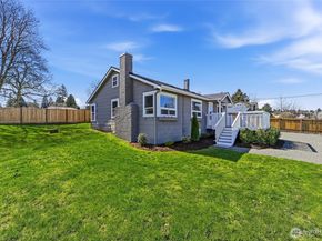 1221 S 101st Street, Seattle WA 98168