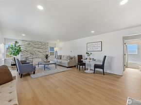 1221 S 101st Street, Seattle WA 98168