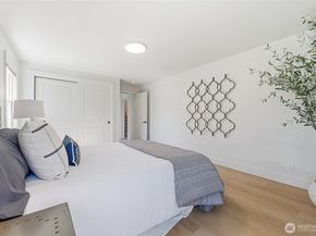 1221 S 101st Street, Seattle WA 98168