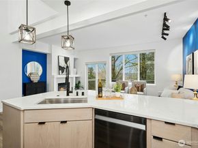 2062 NW Boulder Way Drive, Issaquah WA 98027