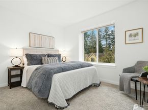 2062 NW Boulder Way Drive, Issaquah WA 98027