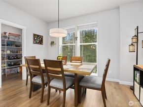 13717 Admiralty Way G1, Lynnwood WA 98087