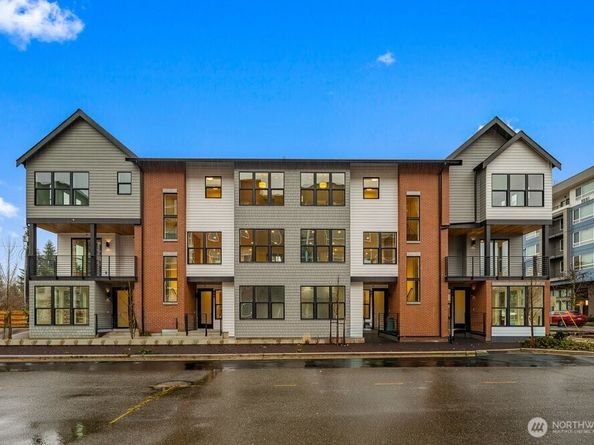 976 7th Ave NW (Homesite #6), Issaquah WA 98027