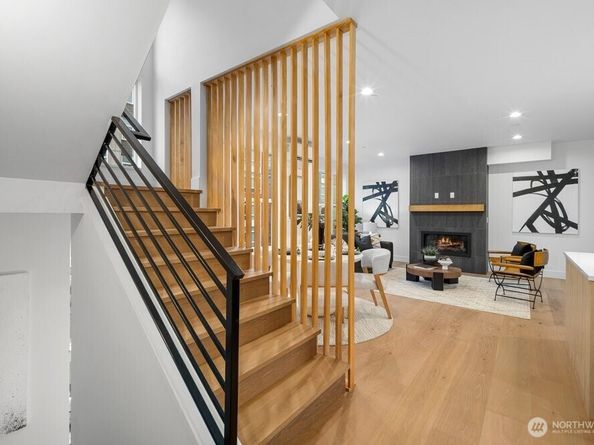 976 7th Ave NW (Homesite #6), Issaquah WA 98027