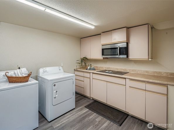 11009 Woodward Avenue S, Seattle WA 98178