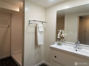 11009 Woodward Avenue S, Seattle WA 98178