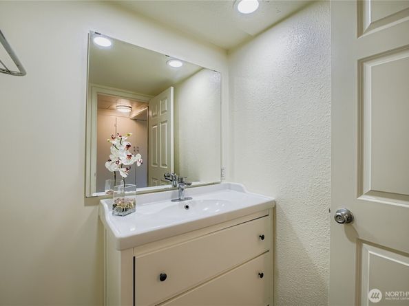 11009 Woodward Avenue S, Seattle WA 98178