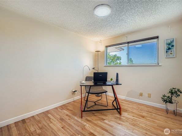 11009 Woodward Avenue S, Seattle WA 98178