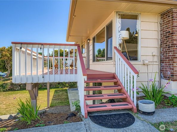 11009 Woodward Avenue S, Seattle WA 98178