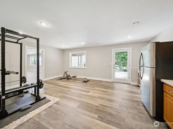 1069 NW Luoto Court, Poulsbo WA 98370