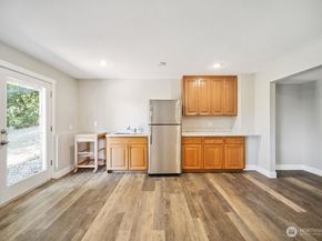 1069 NW Luoto Court, Poulsbo WA 98370