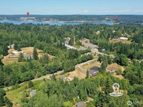 1069 NW Luoto Court, Poulsbo WA 98370