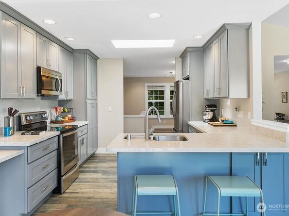 1069 NW Luoto Court, Poulsbo WA 98370