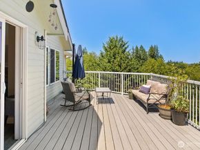 1069 NW Luoto Court, Poulsbo WA 98370