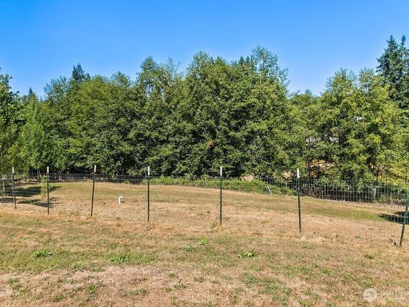 1069 NW Luoto Court, Poulsbo WA 98370