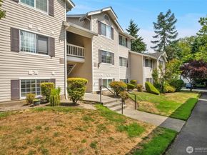 19230 Forest Park Drive NE H126, Lake Forest Park WA 98155