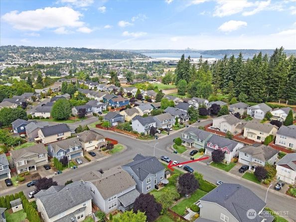 266 Camas Avenue SE, Renton WA 98056