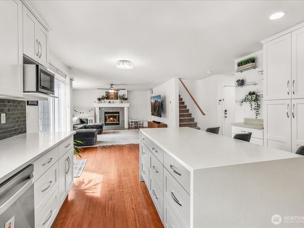 266 Camas Avenue SE, Renton WA 98056