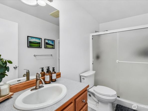 266 Camas Avenue SE, Renton WA 98056