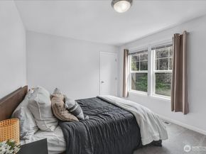 266 Camas Avenue SE, Renton WA 98056