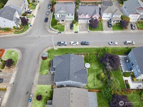 266 Camas Avenue SE, Renton WA 98056