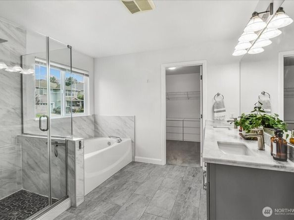 266 Camas Avenue SE, Renton WA 98056