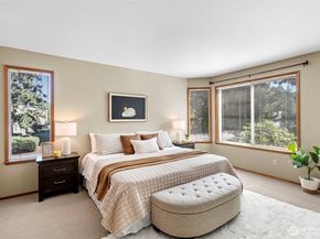 6717 110th Avenue NE A4, Kirkland WA 98033