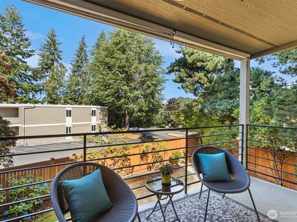 6717 110th Avenue NE A4, Kirkland WA 98033