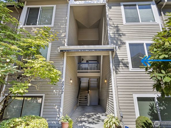 6717 110th Avenue NE A4, Kirkland WA 98033