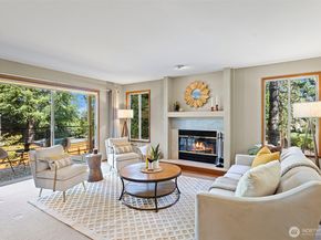 6717 110th Avenue NE A4, Kirkland WA 98033