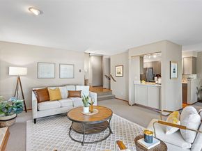 6717 110th Avenue NE A4, Kirkland WA 98033