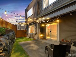 18320 3rd Drive SE, Bothell WA 98012