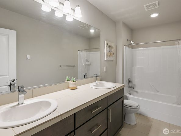 18320 3rd Drive SE, Bothell WA 98012