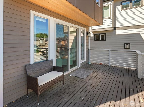 18320 3rd Drive SE, Bothell WA 98012