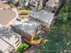 18320 3rd Drive SE, Bothell WA 98012
