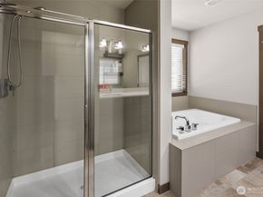 18320 3rd Drive SE, Bothell WA 98012