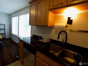 101 SW 119th Street 208, Seattle WA 98146