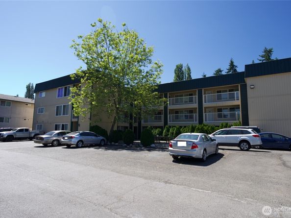 101 SW 119th Street 208, Seattle WA 98146