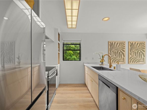 13801 Old Redmond Road F211, Redmond WA 98052