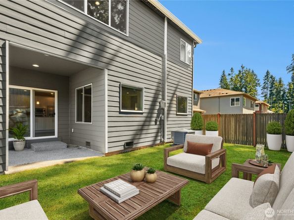 19814 11th Drive SE, Bothell WA 98012