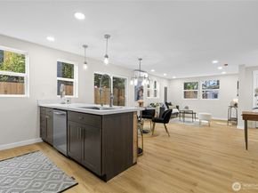 1401 N 137th Street, Seattle WA 98133
