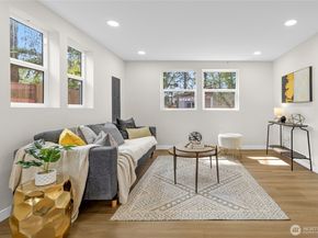 1401 N 137th Street, Seattle WA 98133