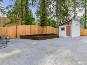1401 N 137th Street, Seattle WA 98133